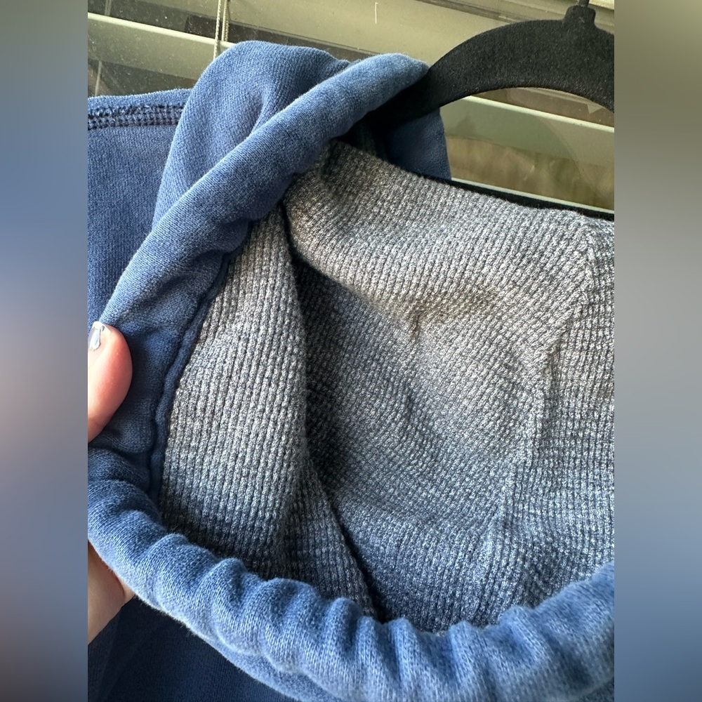 American Eagle Outfitters Zip-Up Fleece Lined Waffle-Knit Hood 2014 - Picture 9 of 11